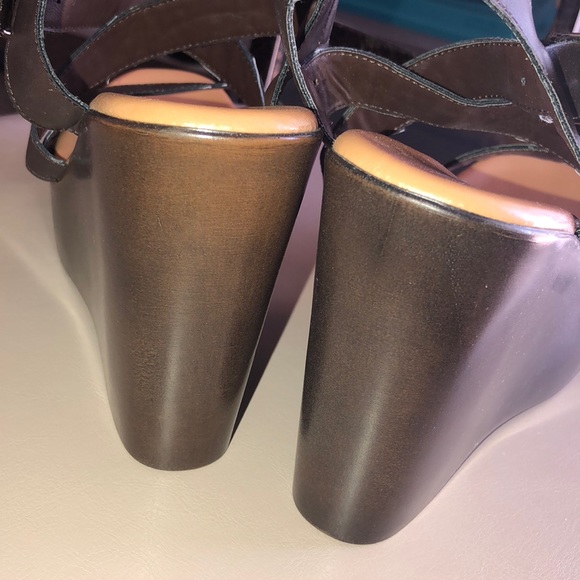 Callisto of California wedge heels. SZ 10 - Picture 4 of 4